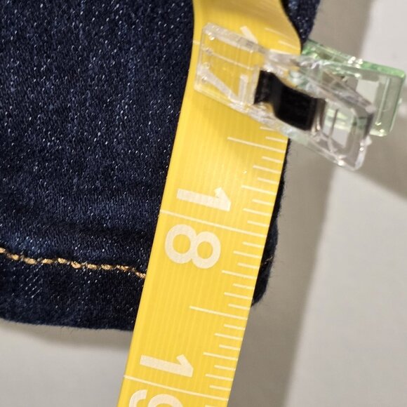 Lane Bryant Flex Magic Waistband Mid Rise Pedal Signature Fit Dark Wash Size 28 - Picture 5 of 7